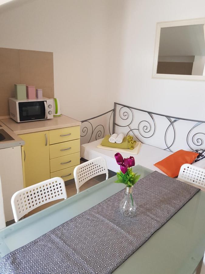Apartments Joko Omis Bagian luar foto