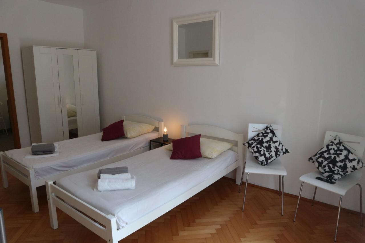 Apartments Joko Omis Bagian luar foto
